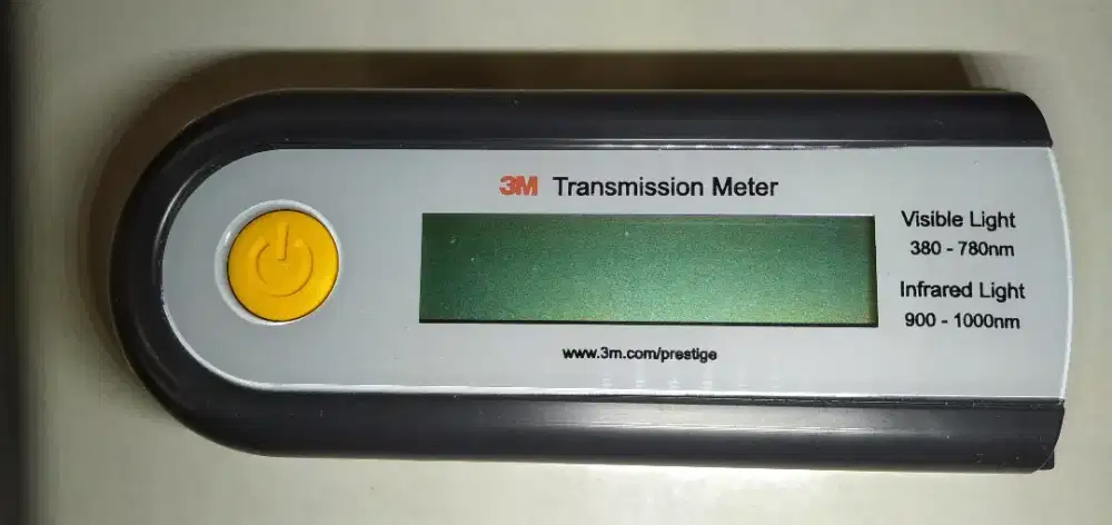 Transmission Tester ( alat ukur IRR kaca film)