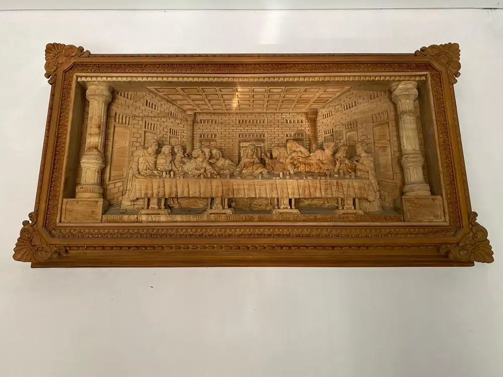 Ukiran Kayu Perjamuan
