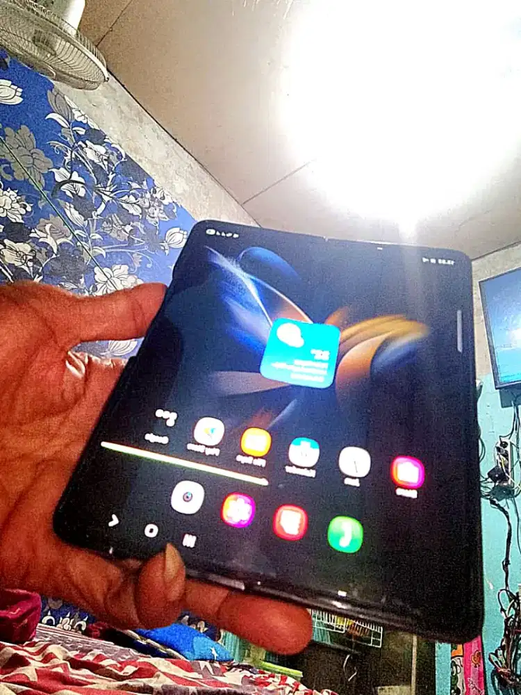 Jual Samsung fold 4 ram12/rom500gb