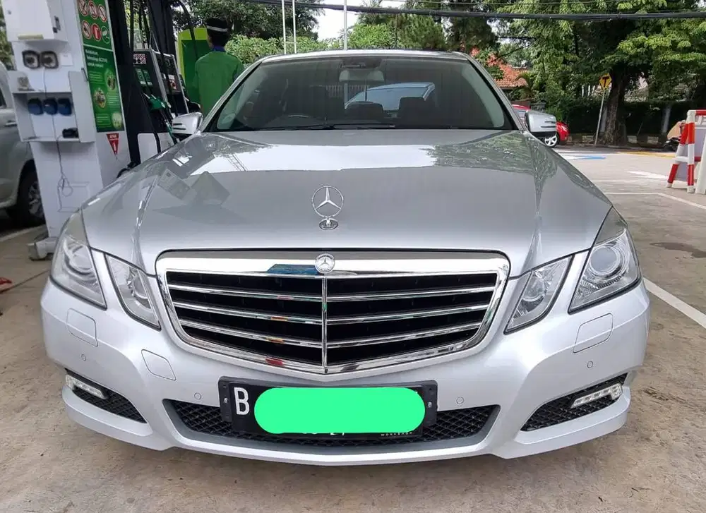 Mercedes-Benz E250 1.8 Avantgarde 2011 CGI Simpanan