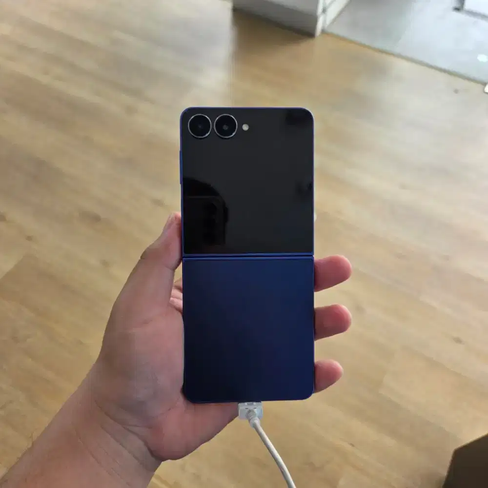 Samsung galaxy Z Flip 7