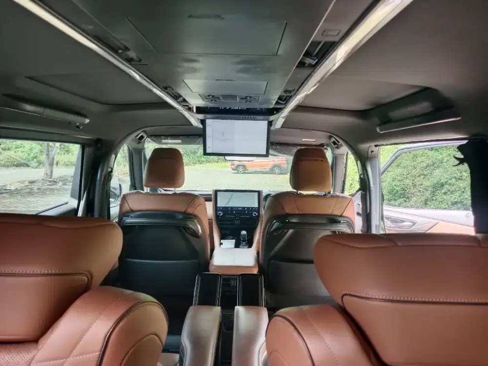 Toyota Vellfire 2024 Bensin