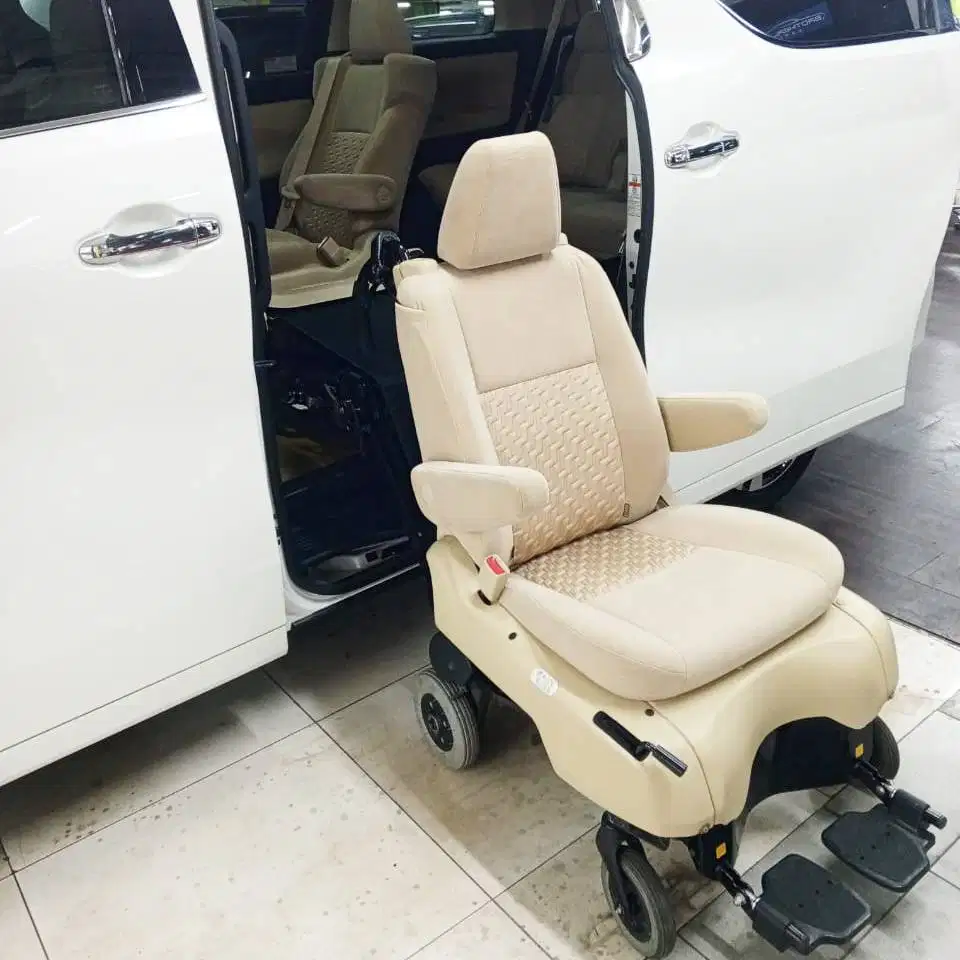 2018 Toyota Alphard Welcab Originil Dari Jepang Km 33rb Kredit DP 50jt