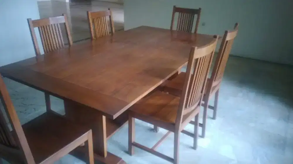 Dijual 1 Set Meja Kayu Jati Bekas