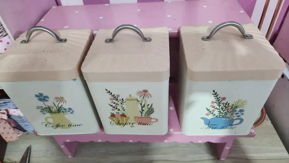 Canister dari informa