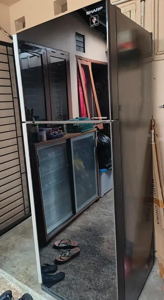 Dijual Kulkas SHARP 2 Pintu