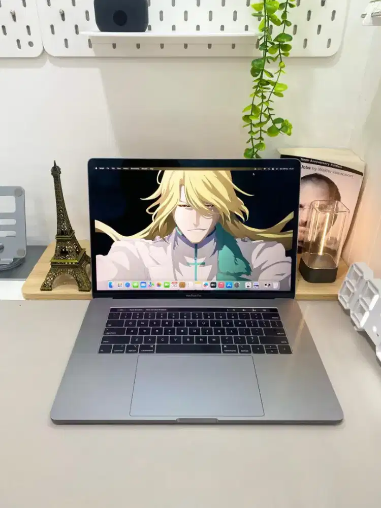 MACBOOK PRO 2018 i9 RAM 32GB SSD 1TB 15INCH