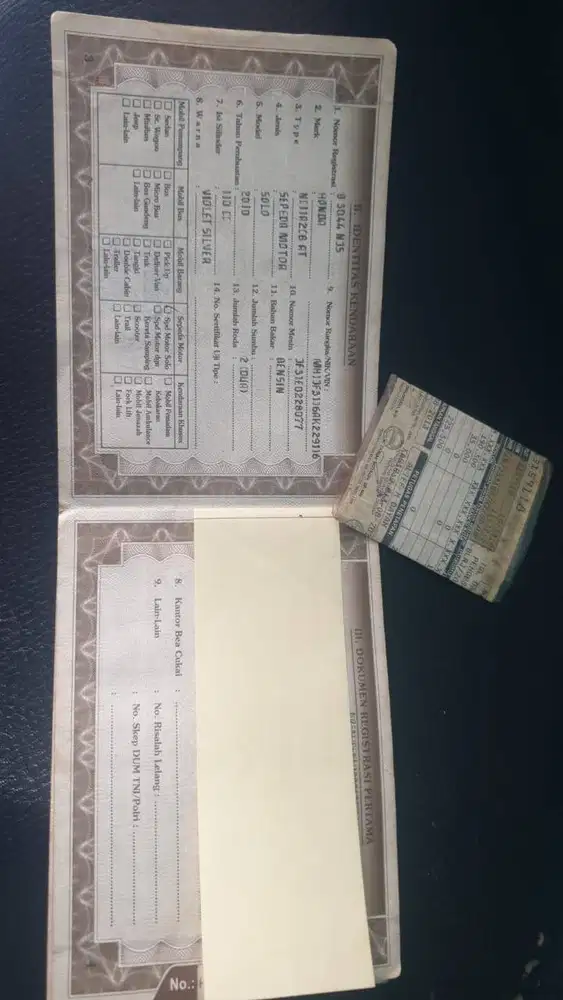 VARIO 2011 STNK BPKB LENGKAP