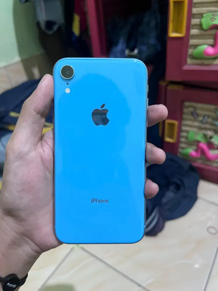 IPHONE XR 64GB INTER