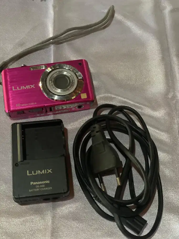 Panasonic Pocket DMC- -FS7