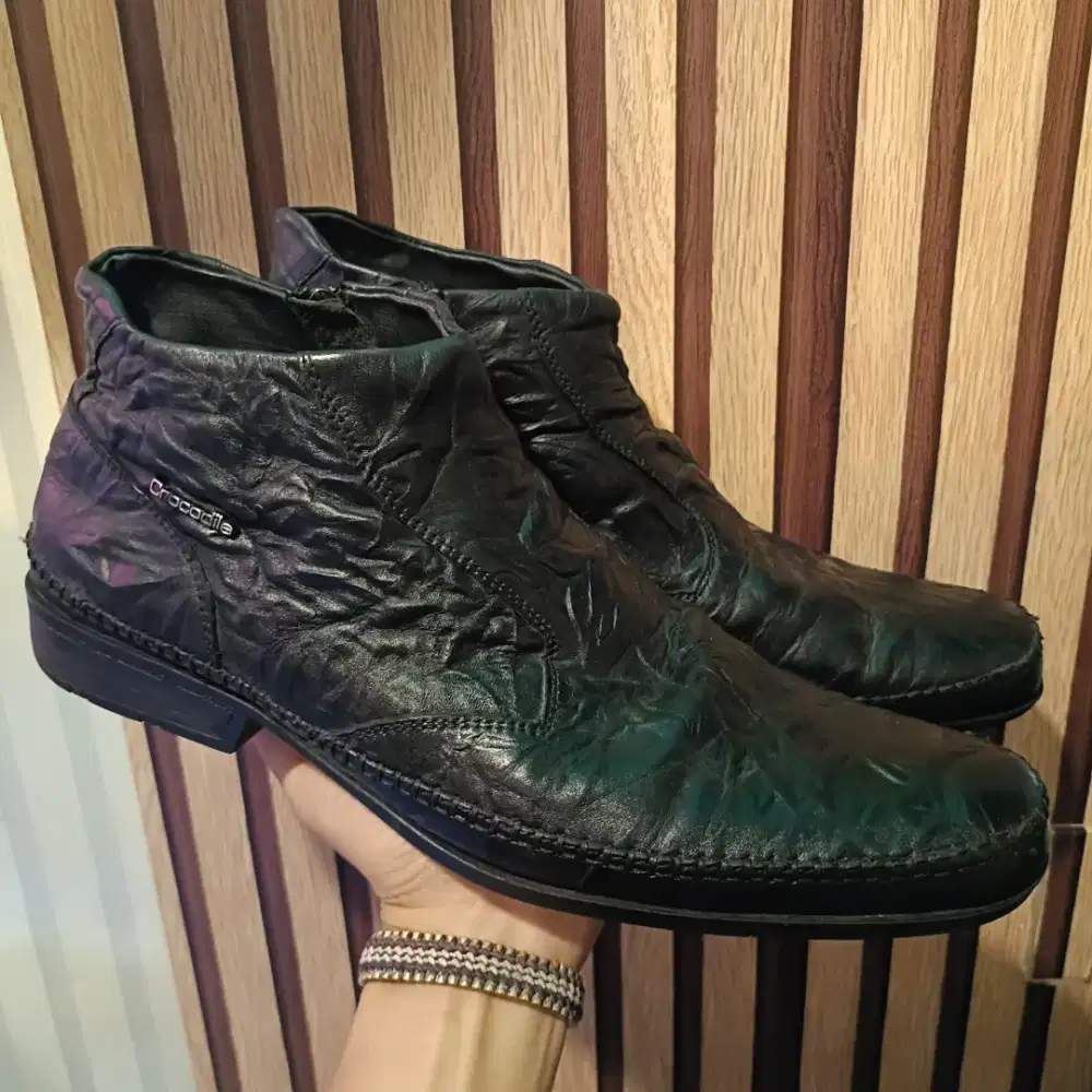 Sepatu ria crocodile authentic