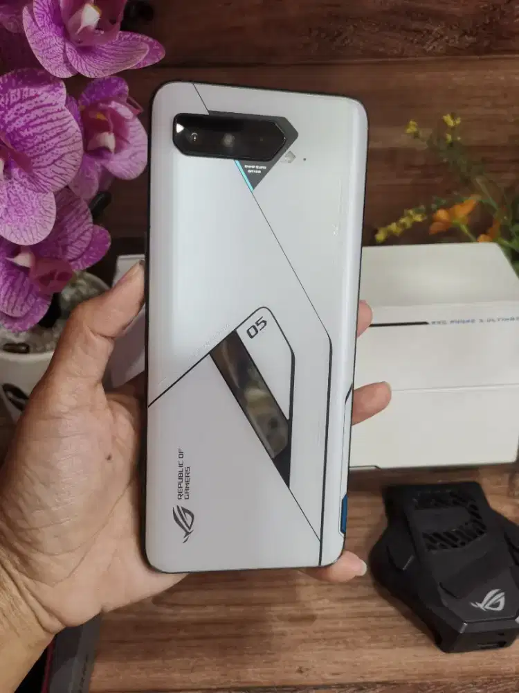 Asus rog phone 5 ultimate 18/512 gb white mulus full set original