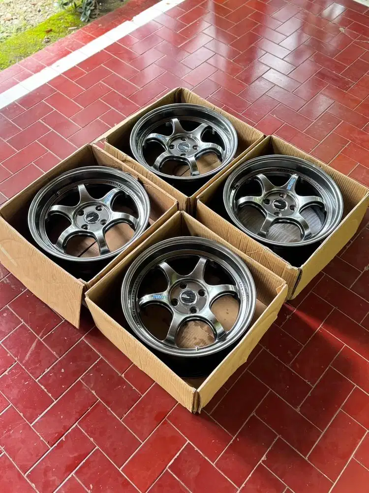 Velg Mobil Ring 16 Advan RG D2