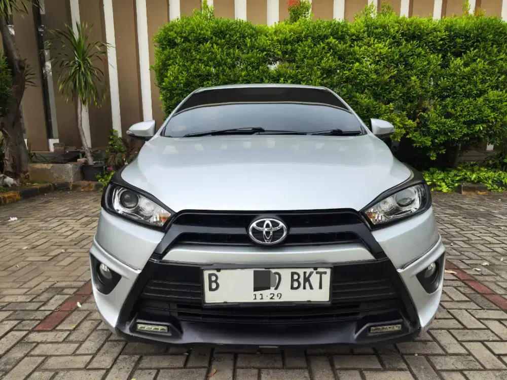 Yaris TRD 2016 silver plat ganjil low km full record