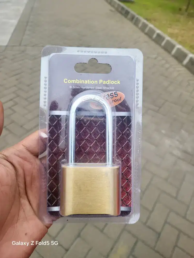 Gembok kuningan sangat kokoh kombinasi angka