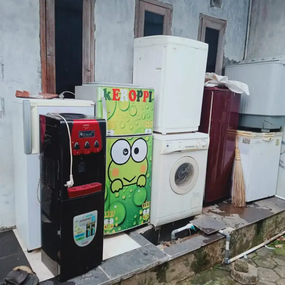 Menerima serpis dan reparasi  AC KULKAS DAN LISTRIK KOSLET