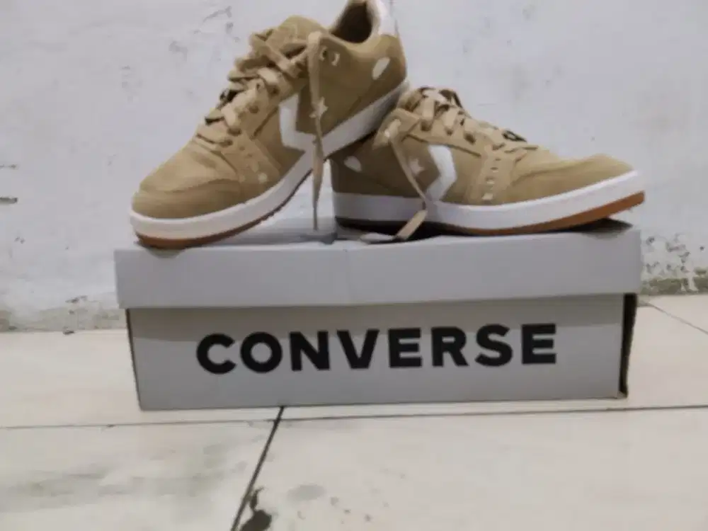 Converse CONS Fastbreak Low — bekas Mulus seperti baru