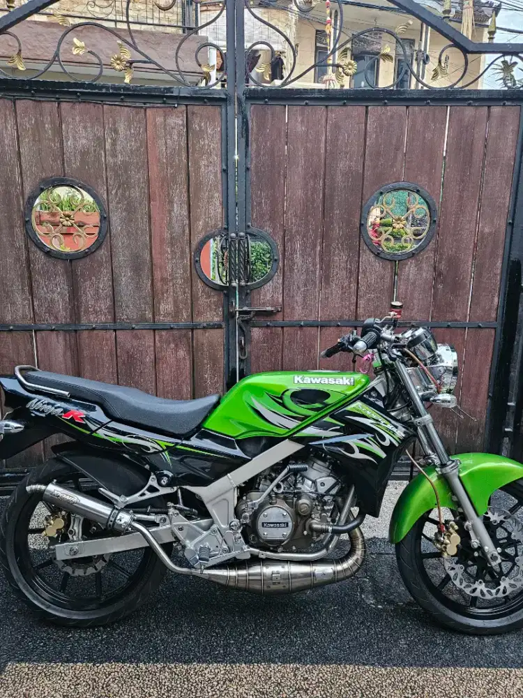 For Sell Kawasaki Ninja R 2012