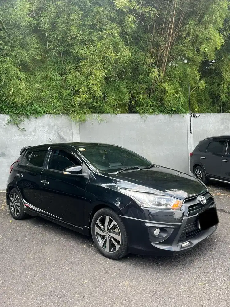 DIJUAL YARIS 2015 TRD S TIPE TERTINGGI MULUS