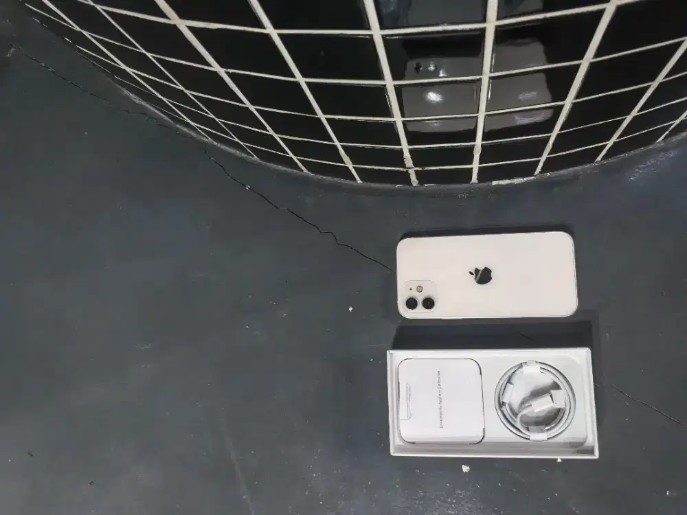 Iphone 12 128gb super baru semua