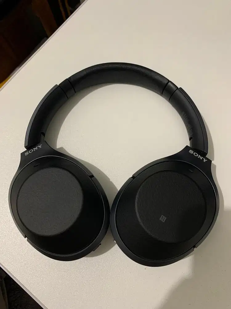 Sony WH-1000XM2