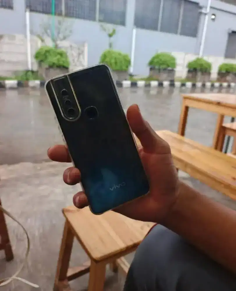 Hp Vivo v15 ram 8 second