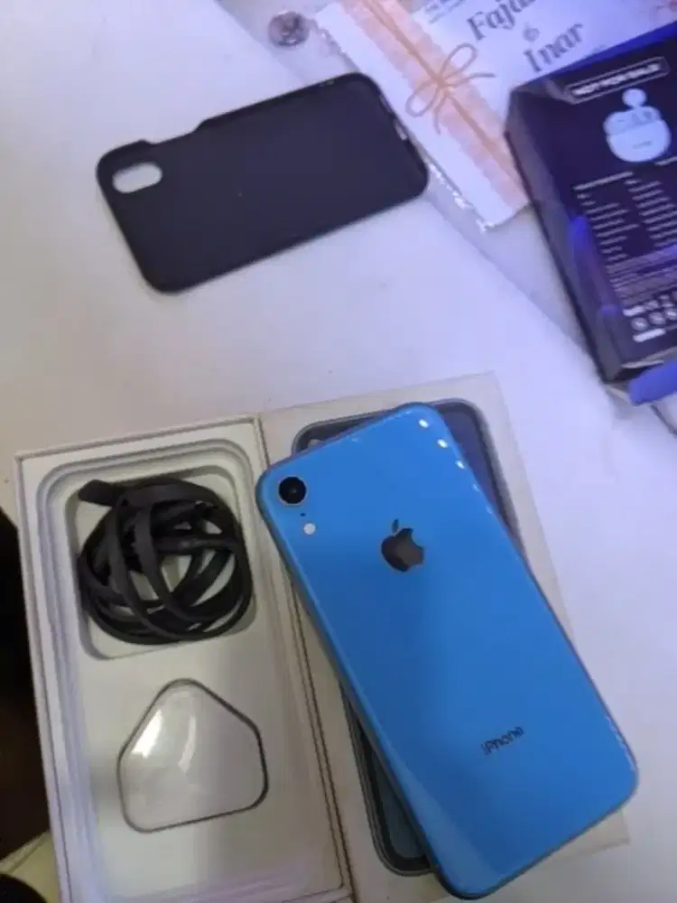 iPhone xr 64 inter