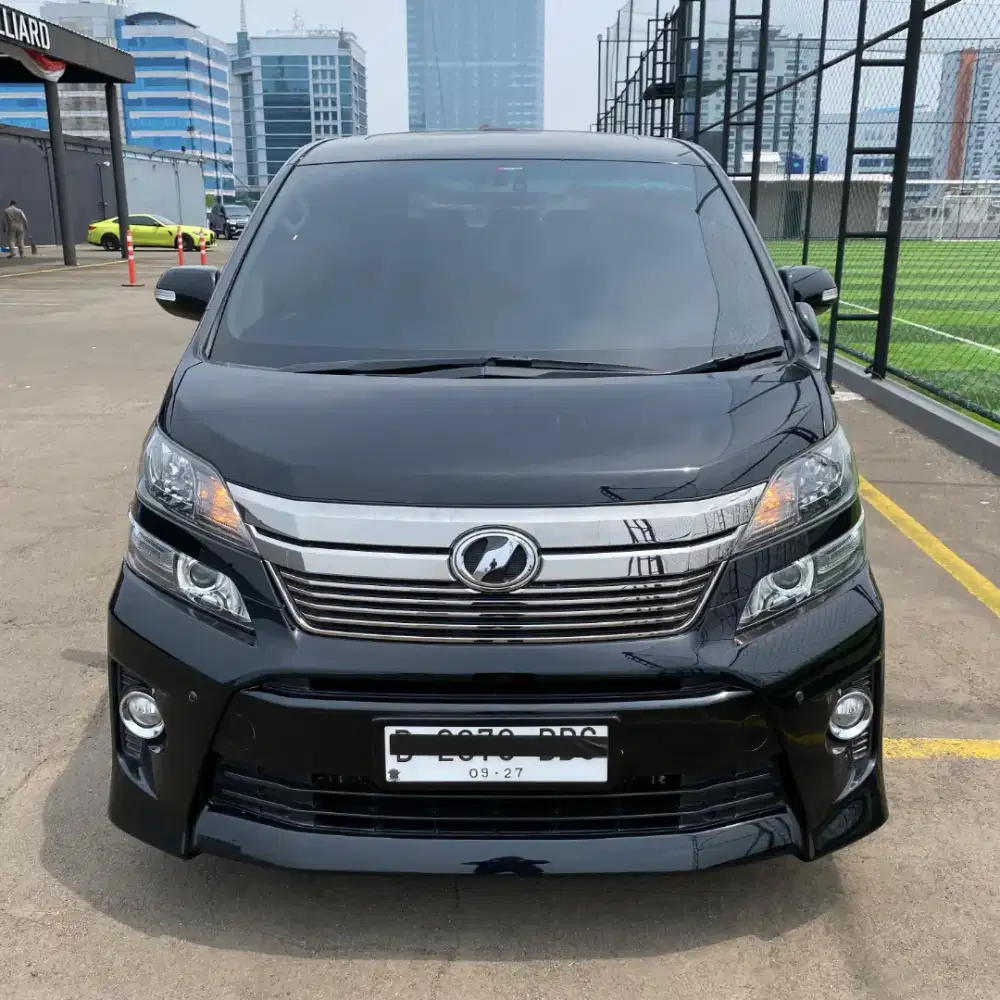 TOYOTA VELLFIRE ZG 2012 VIP SEAT