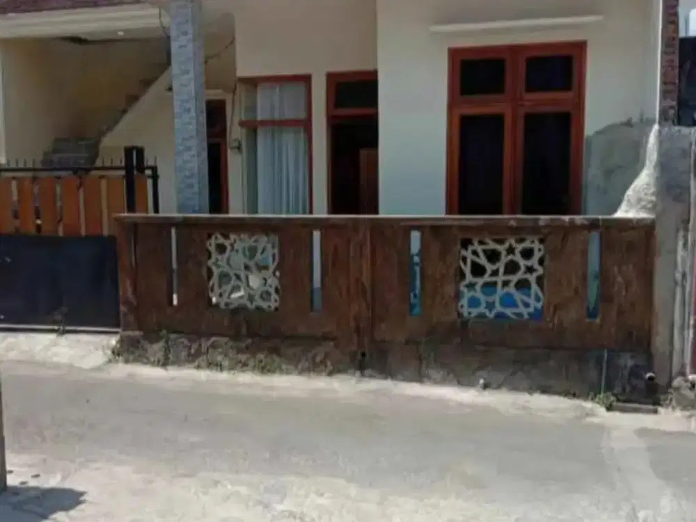 Dijual Cepat BU!!! Rumah Luas Lokasi Sangat Strategis Kota Batu