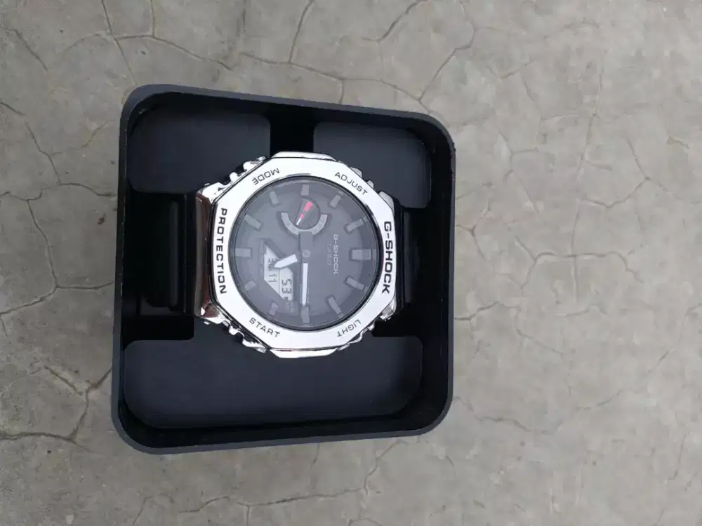 Casio G-SHOCK GA-B2100