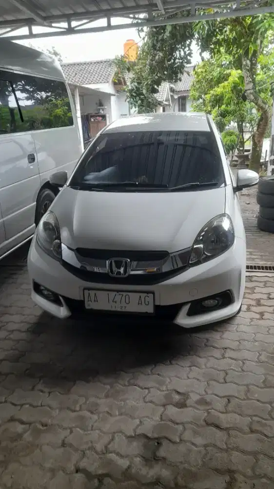 Mobilio tipe E matic th 2016