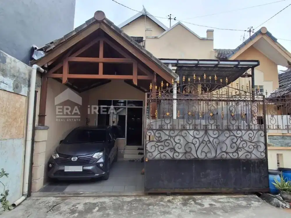 DIJUAL RUMAH DI SOLO BARU DEKAT PAKUWON MALL SOLO BARU