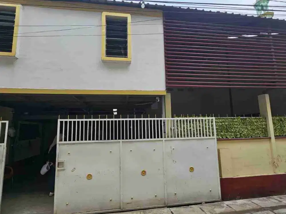 Dijual via lelang rumah Karangrejo wonokromo surabaya