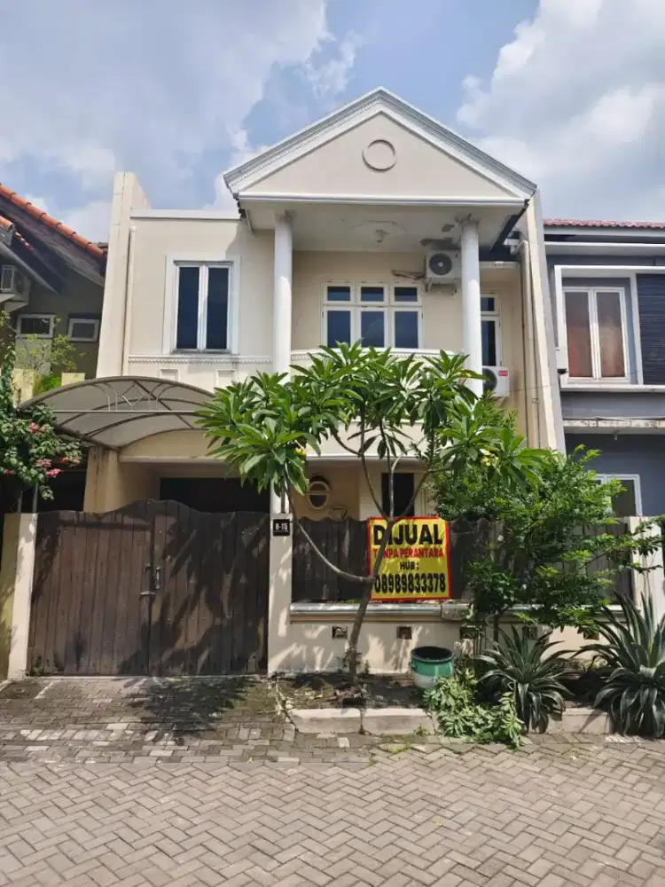 Dijual rumah siap huni tanpa perantara dekat sekolah dan kantor