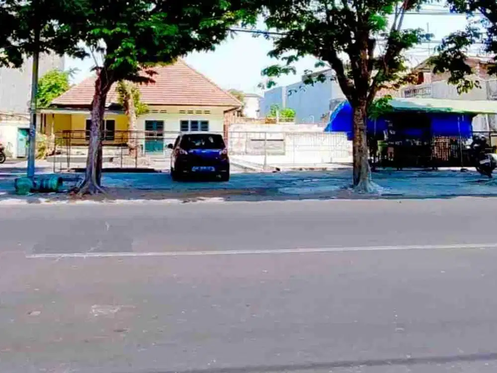 Tanah Komersil Strategis Bonus Rumah KLASIK  kawasan Bisnis Serengan SOLO