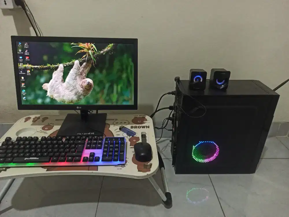 PC Gaming Monitor CPU Windows 10 16GB DDR 4 256GB SSD