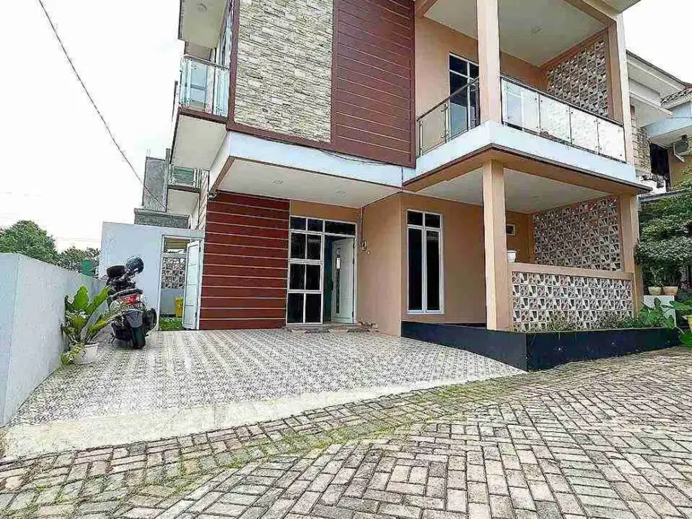 Rumah Siap Huni 2 Lt Dgn Rooftop di Cibubur Dekat AlAzhar, Cibubur Junction, LRT, Toll Jagorawi, Trans Studio Cibubur