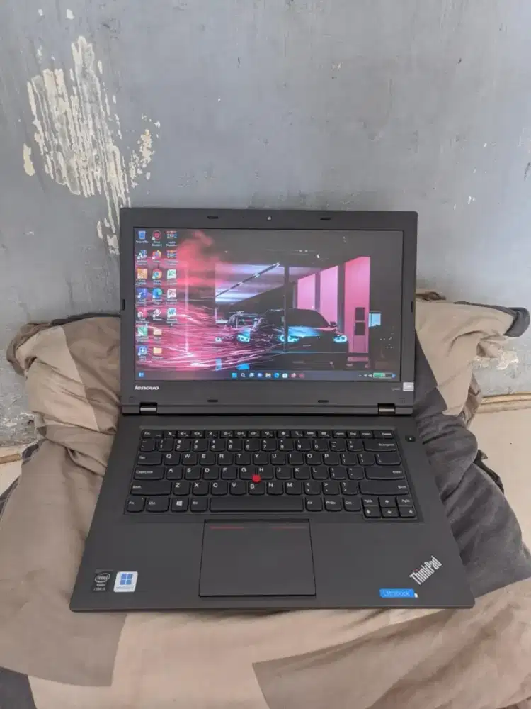 Lenovo Thinkpad T440P 
Intel Core i7 Ram 8Gb Siap Pakai
