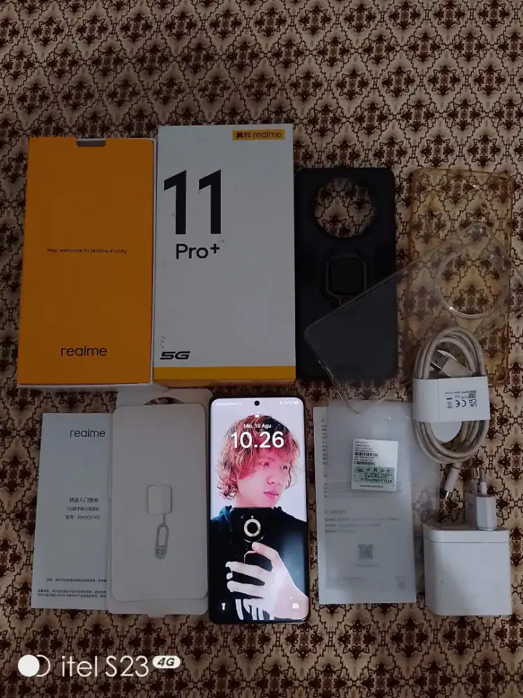 Jual cepat realme 11 pro plus 5g RAM 12+12 ROM 1TERA lengkap Full ori