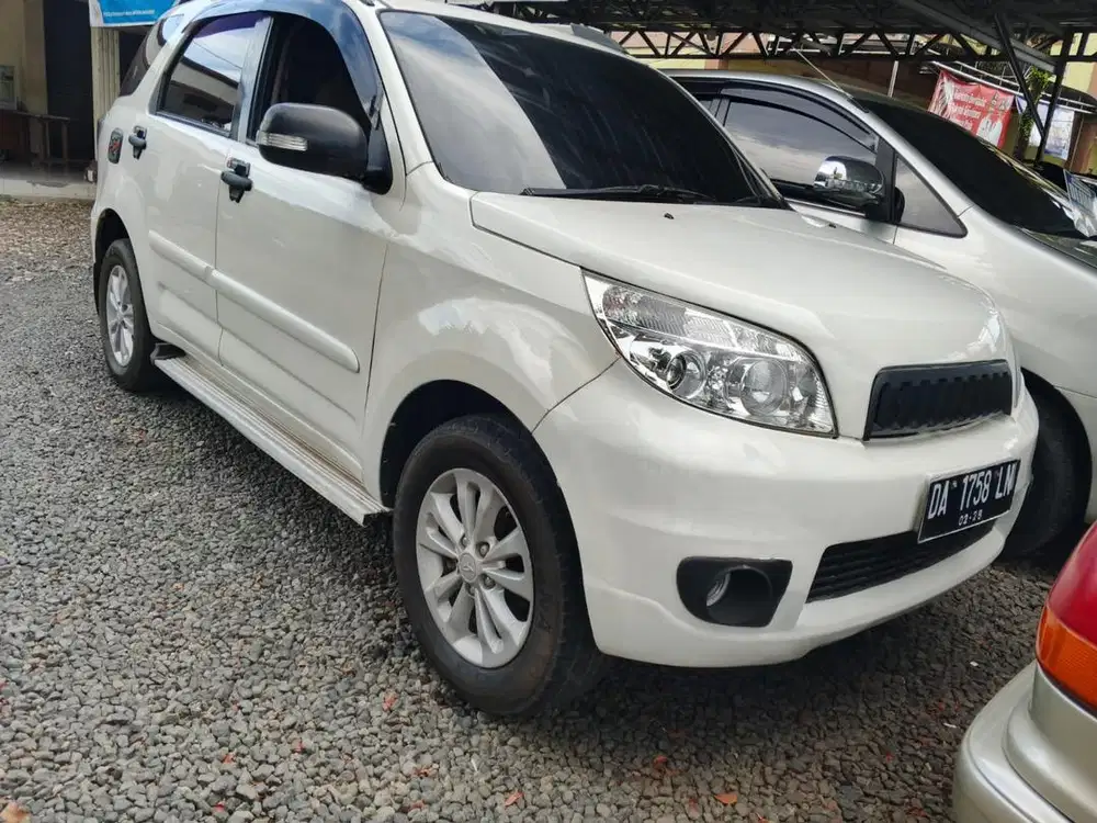 Daihatsu Terios TX 2011