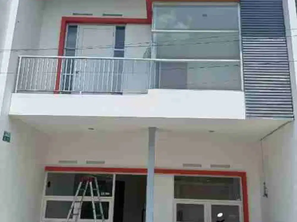 Disewakan Rumah Arcamanik 2 Lanta Dekat ke GOR Arcamanik Griya arcamanik dan Antapani