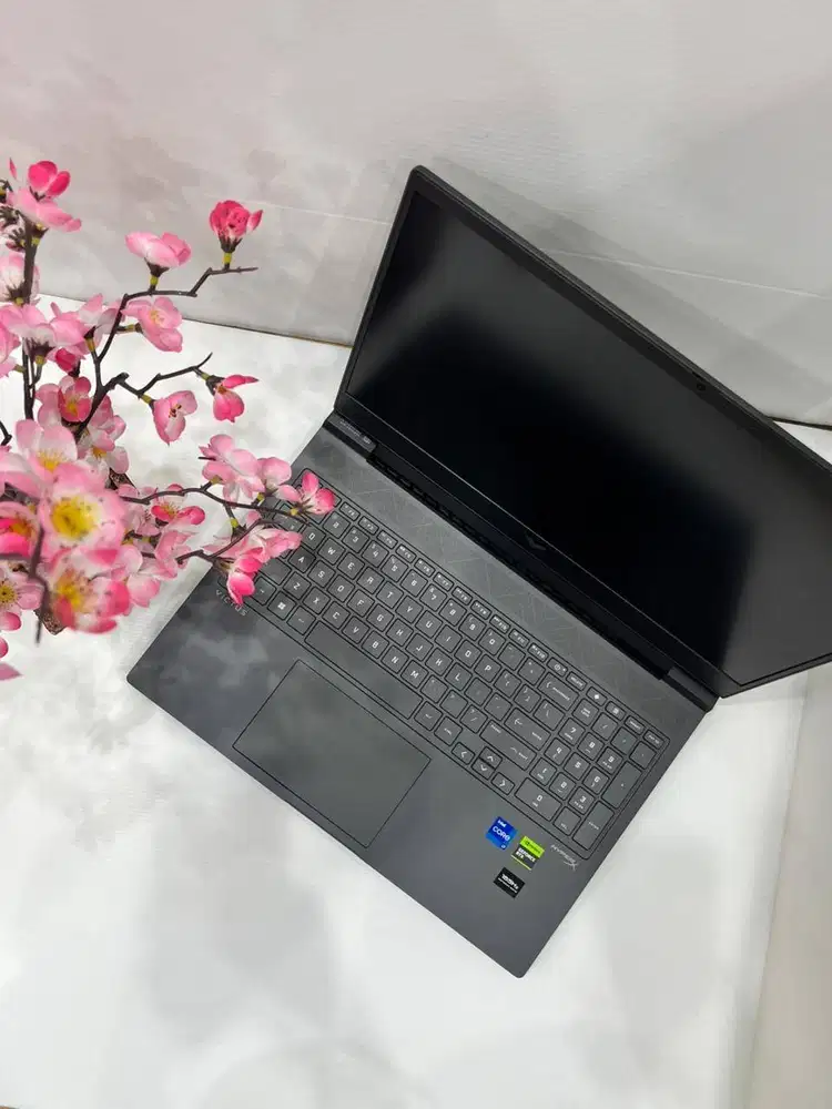 HP Victus 16 R1218TX Intel i7 14650HX-16GB-SSD 1TB-16.1-RTX4070-W11