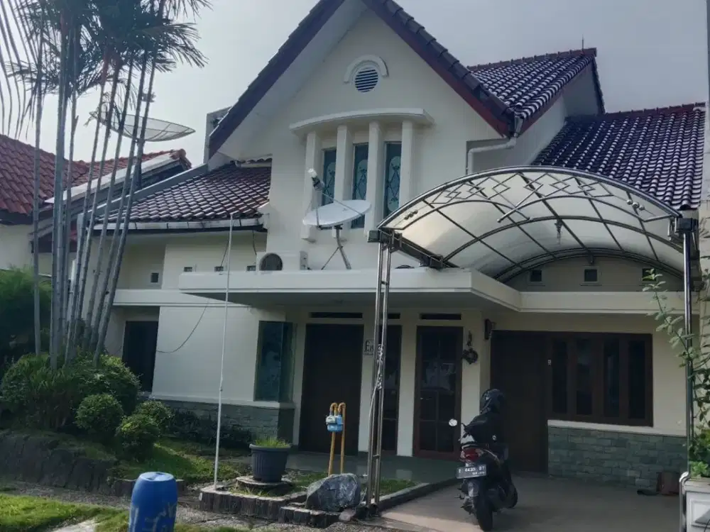 Rumah Mewah Taman Wahidin