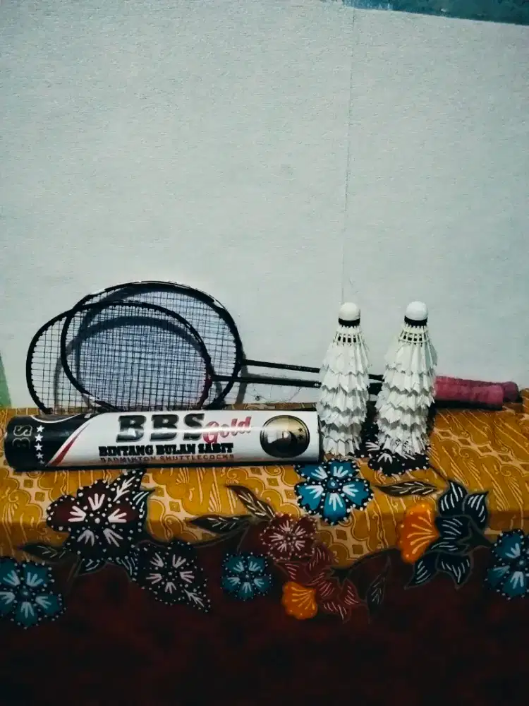 Jual raket 2 unit tinggal pakai