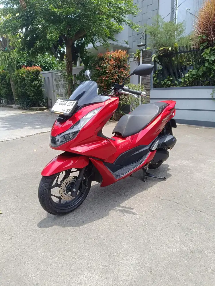 Honda PCX 160 cbs 2024 mulus seperti baru