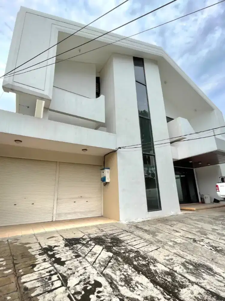 Rumah di Jalan Bangka, Kemang, Jakarta