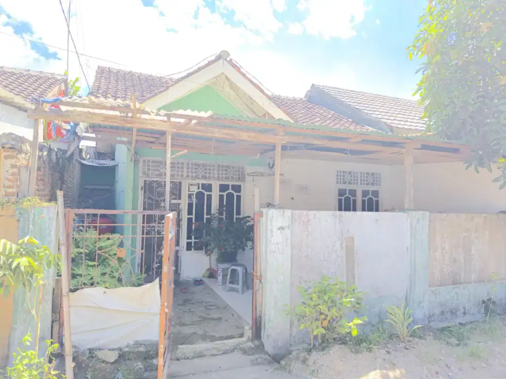 DIJUAL RUMAH DI PERUMAHAN  PERMATA ASRI KARANG ANYAR