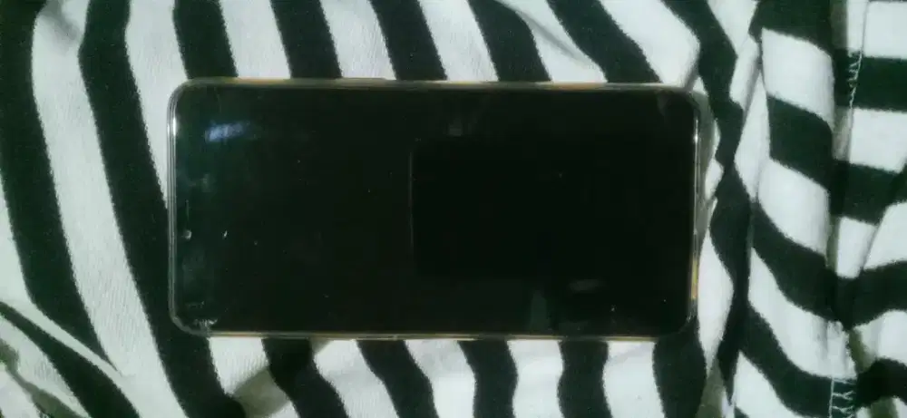 Di jual hp merk Oppo a3s pemakaian cewek