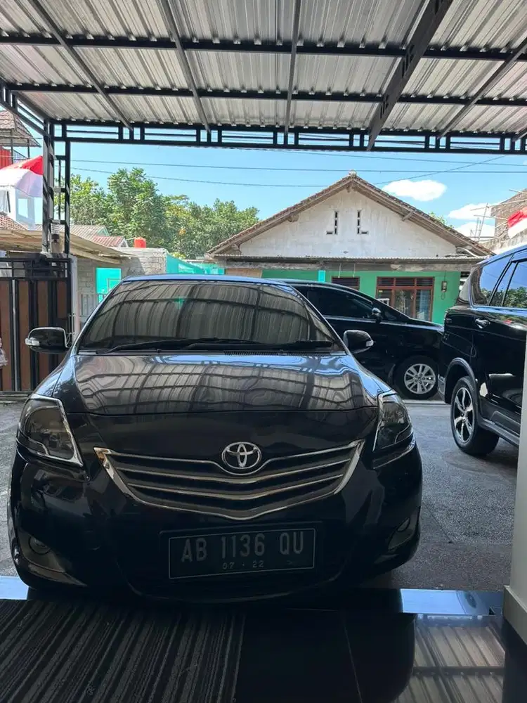 Toyota vios 2012 AT