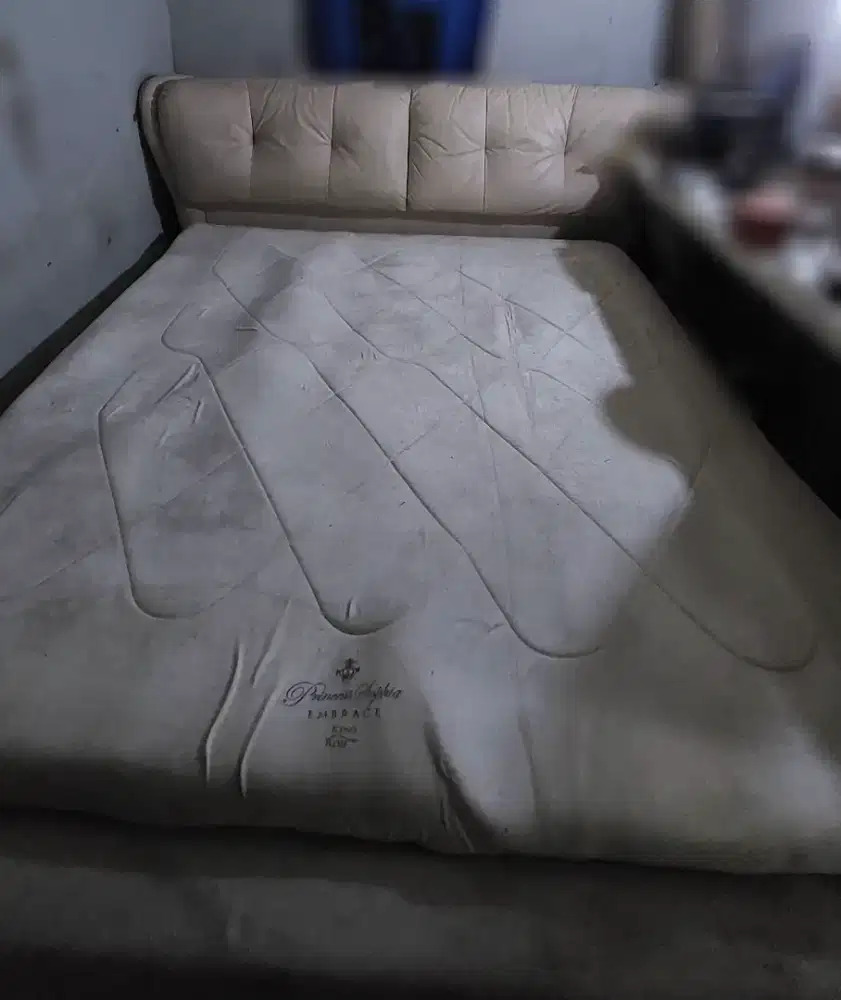 Set Ranjang dan Kasur King Koil ukuran King Size